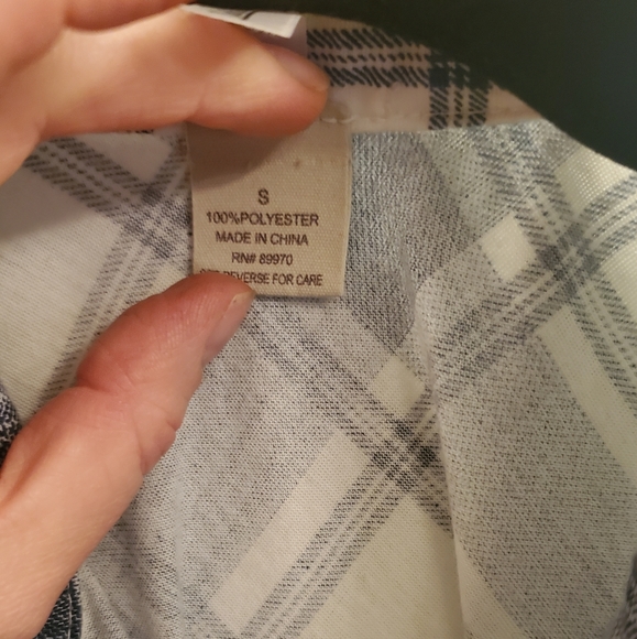 Plaid botton up cropped tie-front tank - Picture 3 of 4